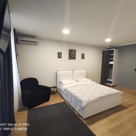 Апартаменти Studio In The Center Кишинів Екстер'єр фото