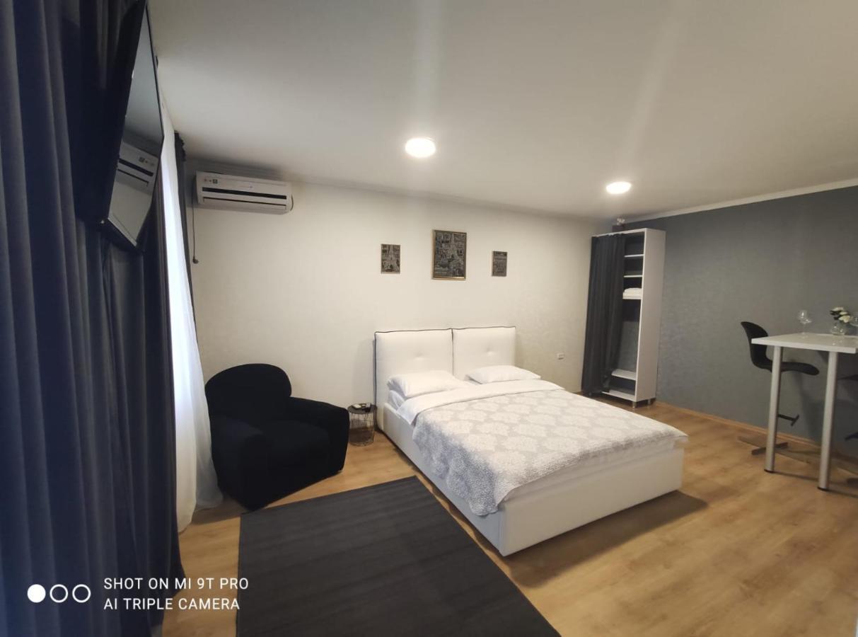 Апартаменти Studio In The Center Кишинів Екстер'єр фото
