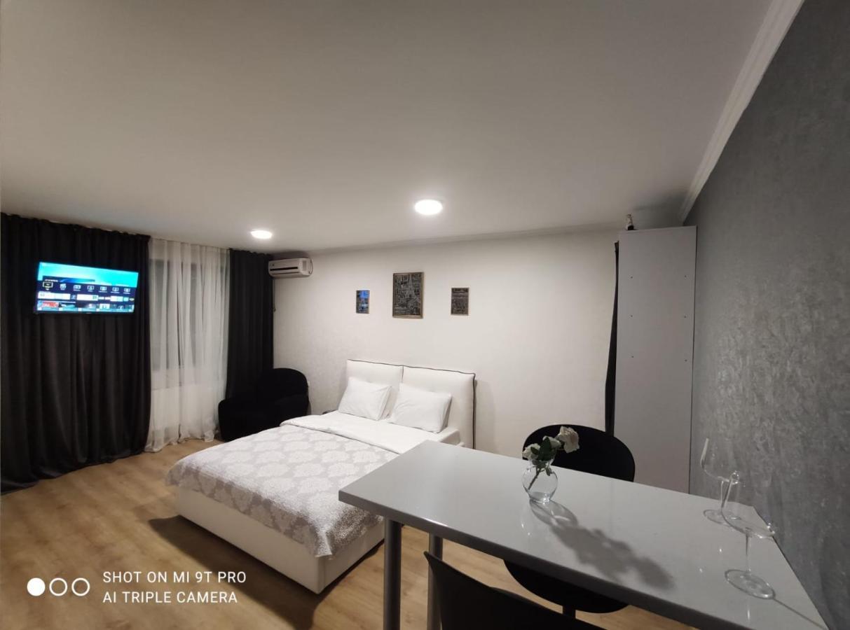 Апартаменти Studio In The Center Кишинів Екстер'єр фото