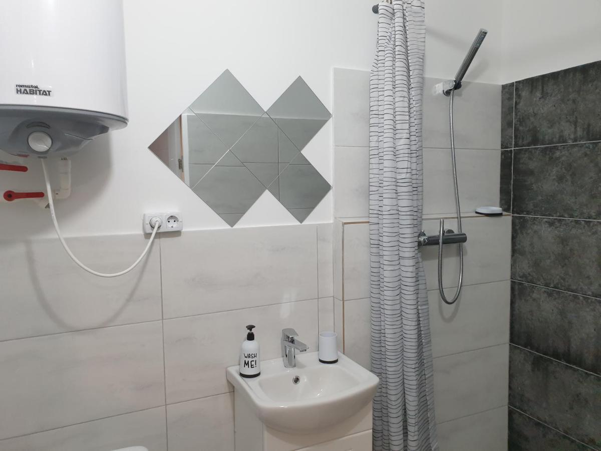 Апартаменти Studio In The Center Кишинів Екстер'єр фото