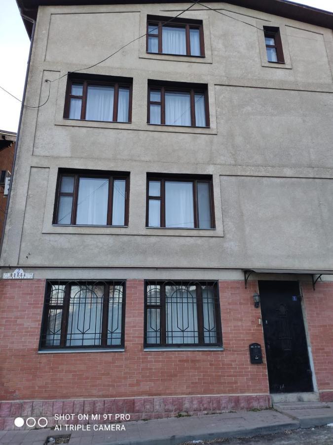 Апартаменти Studio In The Center Кишинів Екстер'єр фото